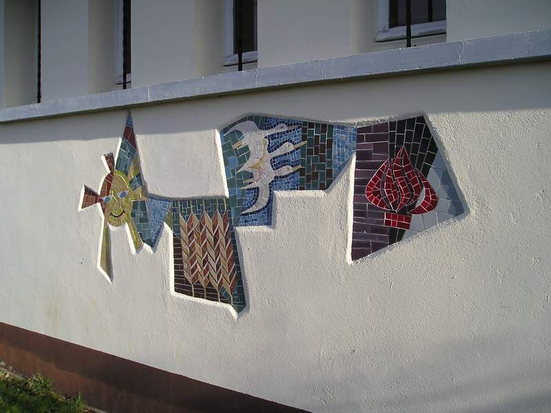 Fresque dans la cour d'école